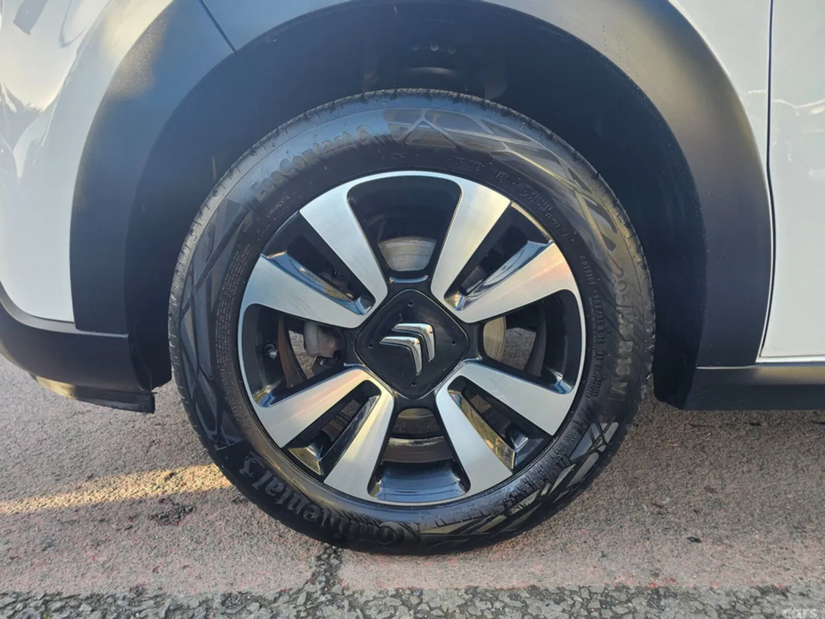 Citroen C3 Hatchback, Petrol, 2019, White