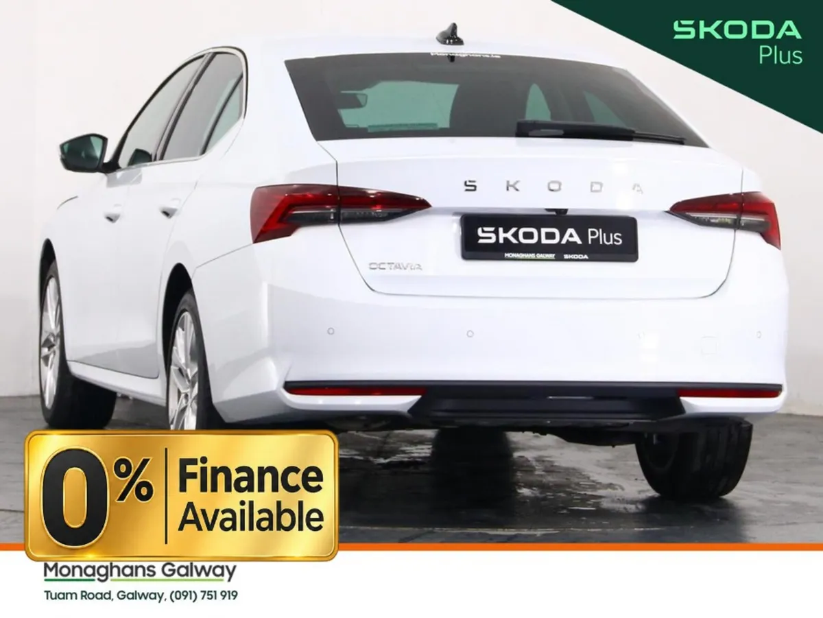 Skoda Octavia Hatchback, Diesel, 2026, White