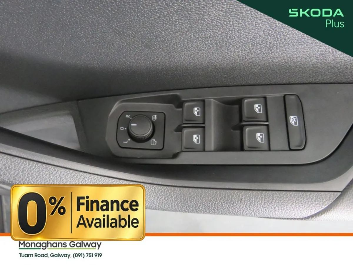 Skoda Karoq SUV, Petrol, 2026, Black