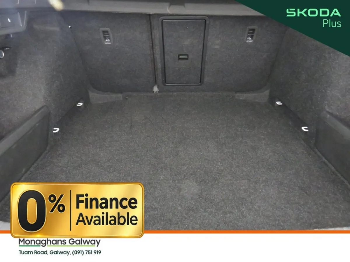 Skoda Octavia Hatchback, Diesel, 2026, White