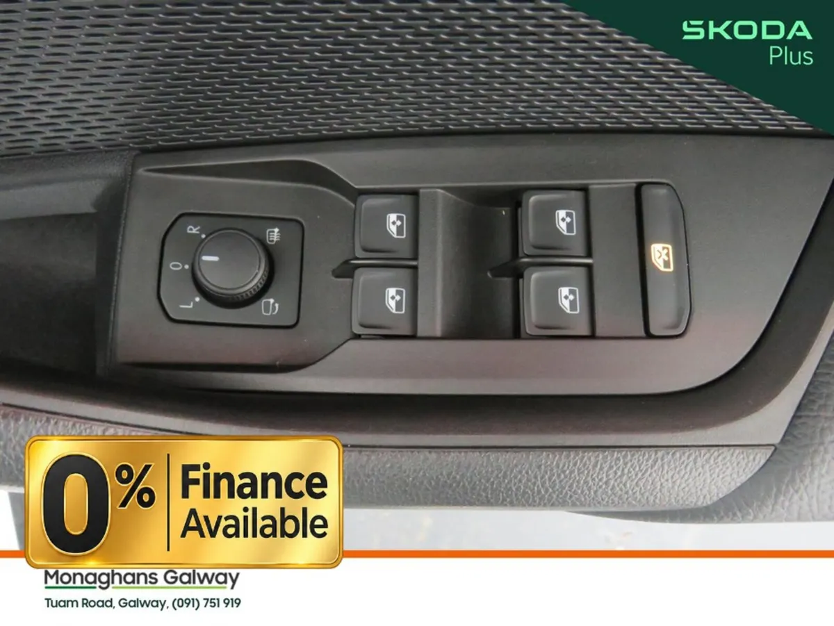 Skoda Octavia Hatchback, Diesel, 2026, White