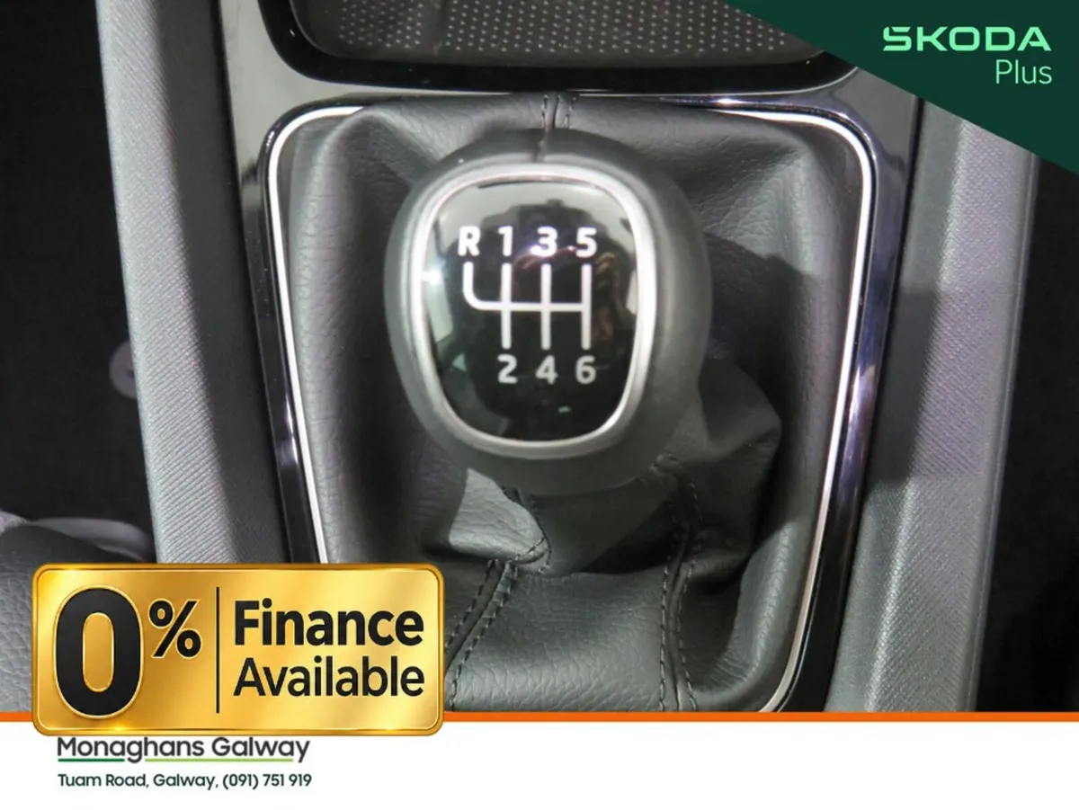 Skoda Octavia Hatchback, Diesel, 2026, White