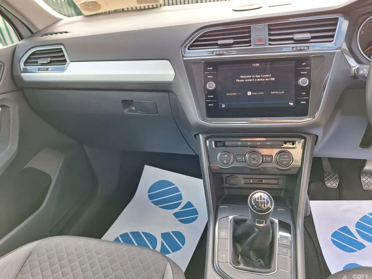 Volkswagen Tiguan Estate, Diesel, 2017, White