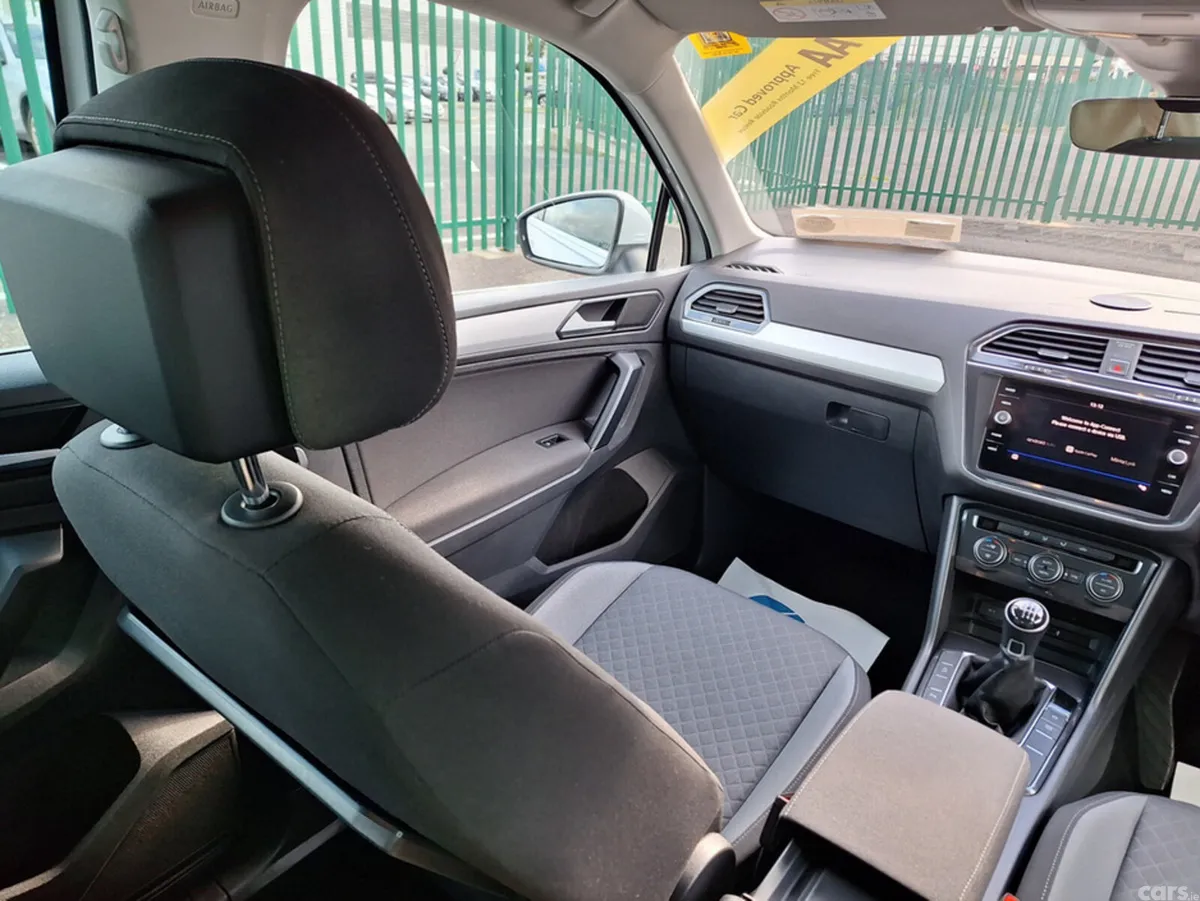 Volkswagen Tiguan Estate, Diesel, 2017, White