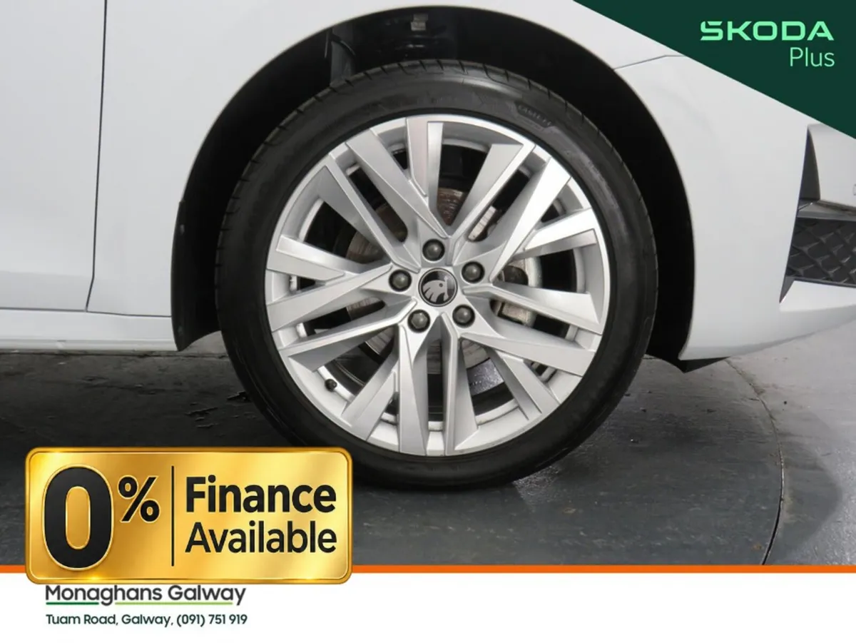 Skoda Octavia Hatchback, Diesel, 2026, White