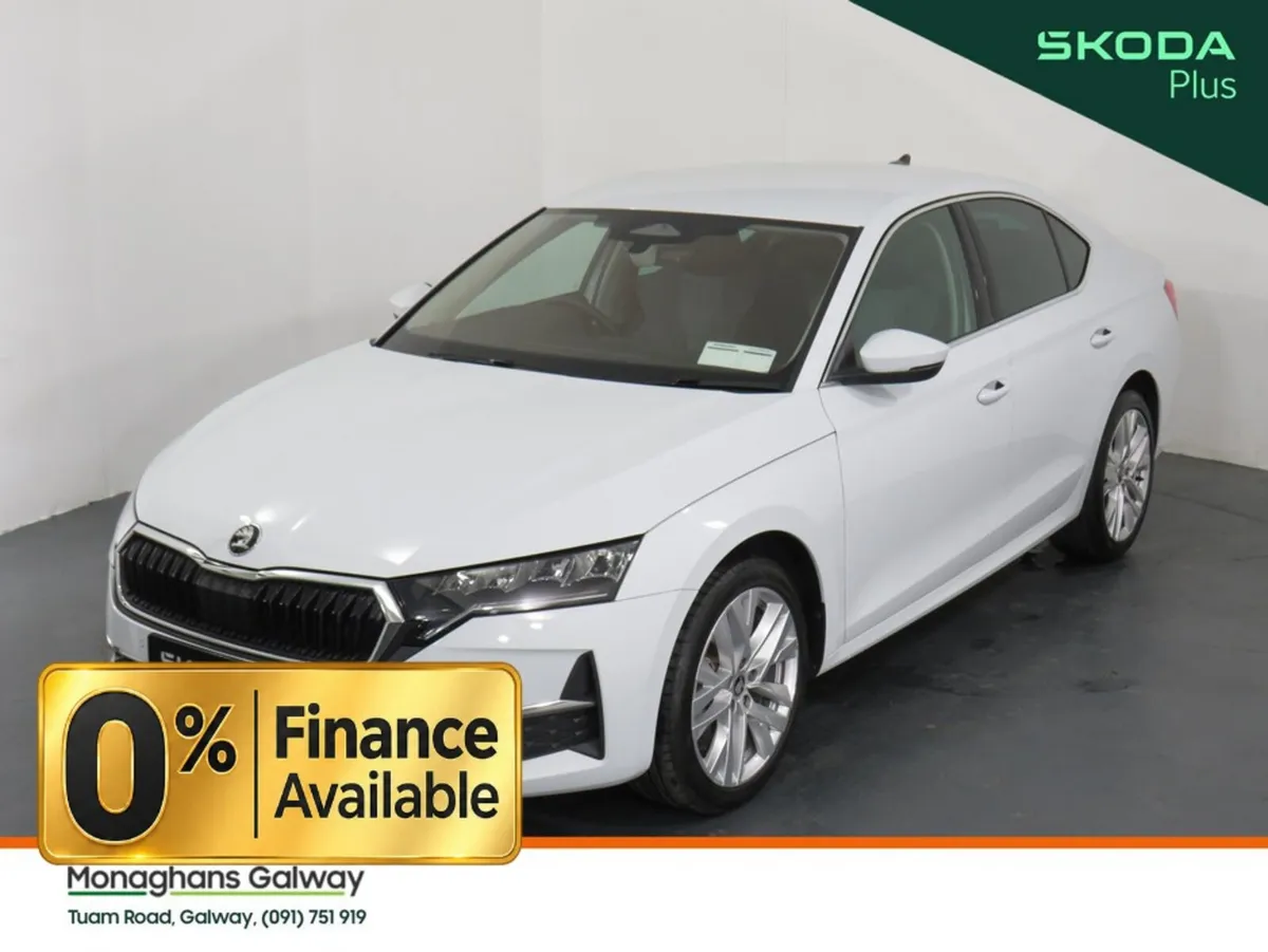 Skoda Octavia Hatchback, Diesel, 2026, White