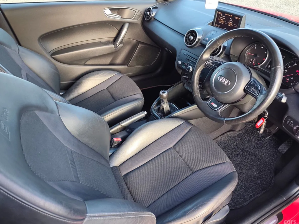Audi A1 Hatchback, Diesel, 2011, Red