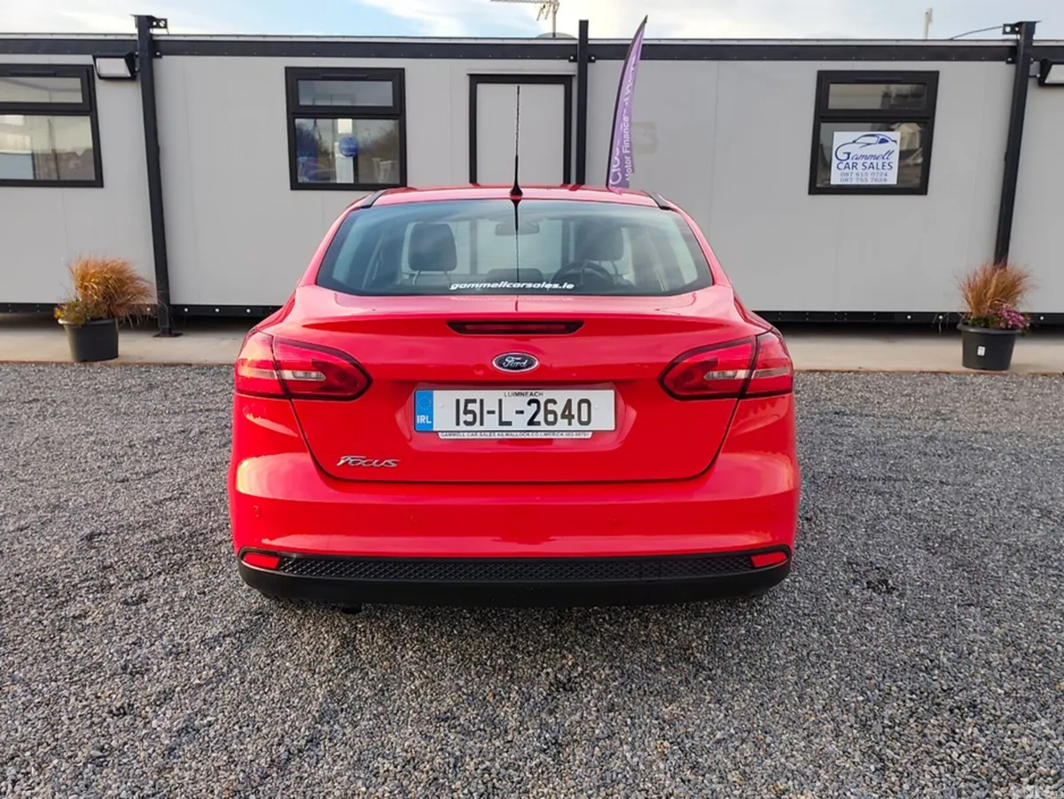 Ford Focus Saloon, Diesel, 2015, Red