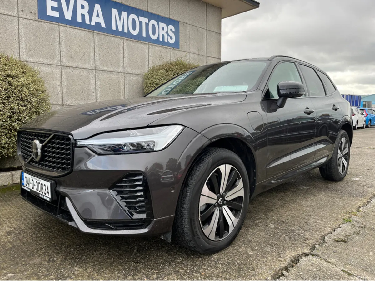 Volvo XC60 SUV, Petrol Plug-in Hybrid, 2024, Grey