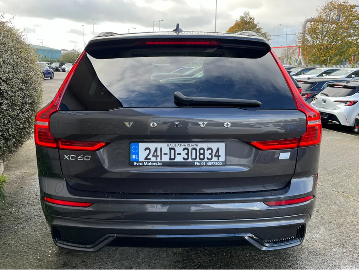 Volvo XC60 SUV, Petrol Plug-in Hybrid, 2024, Grey