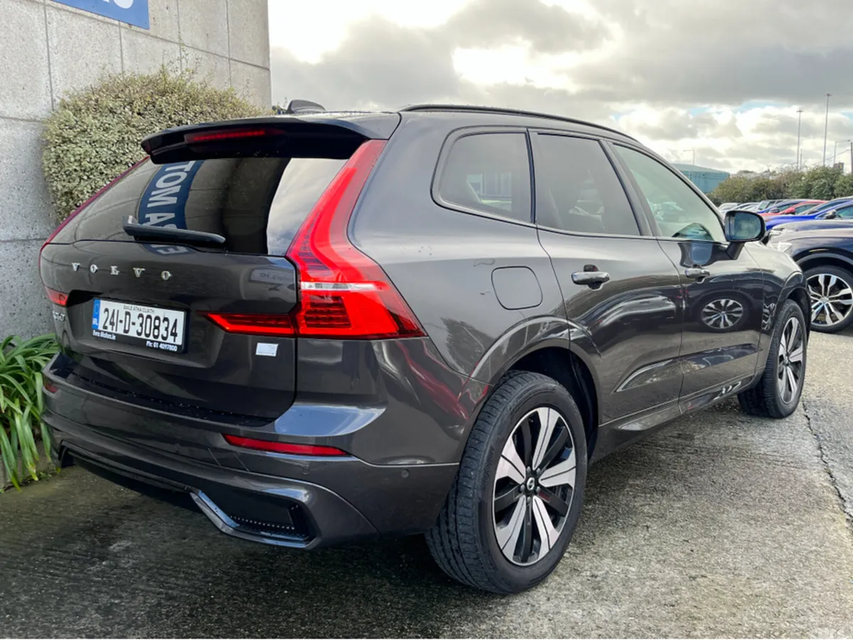 Volvo XC60 SUV, Petrol Plug-in Hybrid, 2024, Grey
