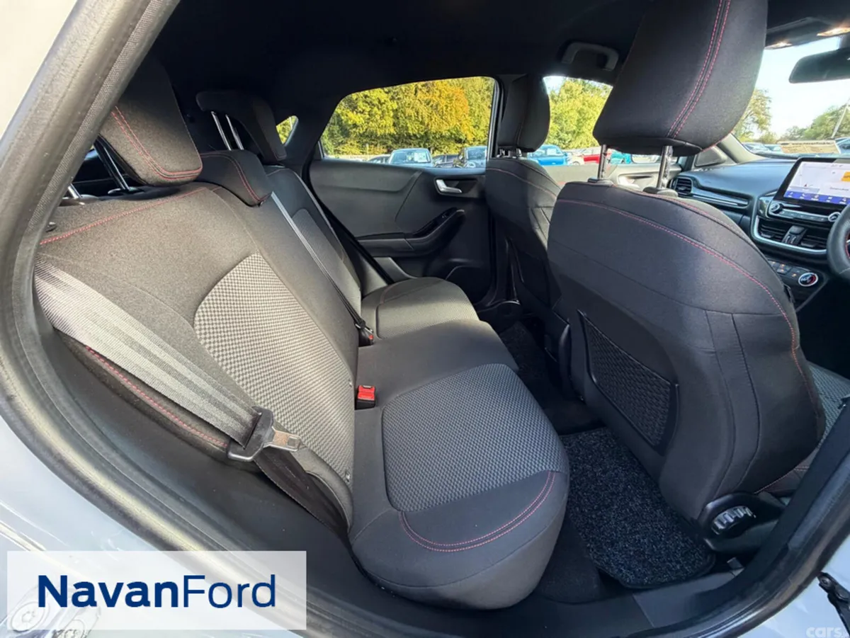 Ford Puma SUV, Petrol Hybrid, 2024, Grey