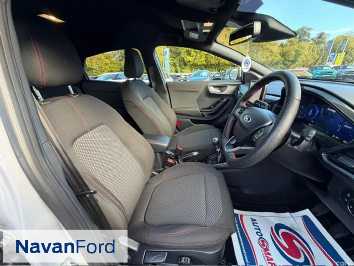 Ford Puma SUV, Petrol Hybrid, 2024, Grey
