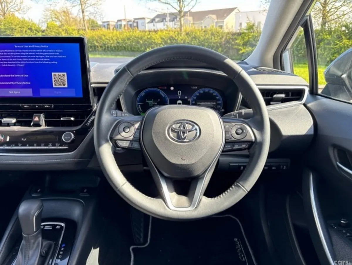 Toyota Corolla Saloon, Petrol Hybrid, 2024, Grey