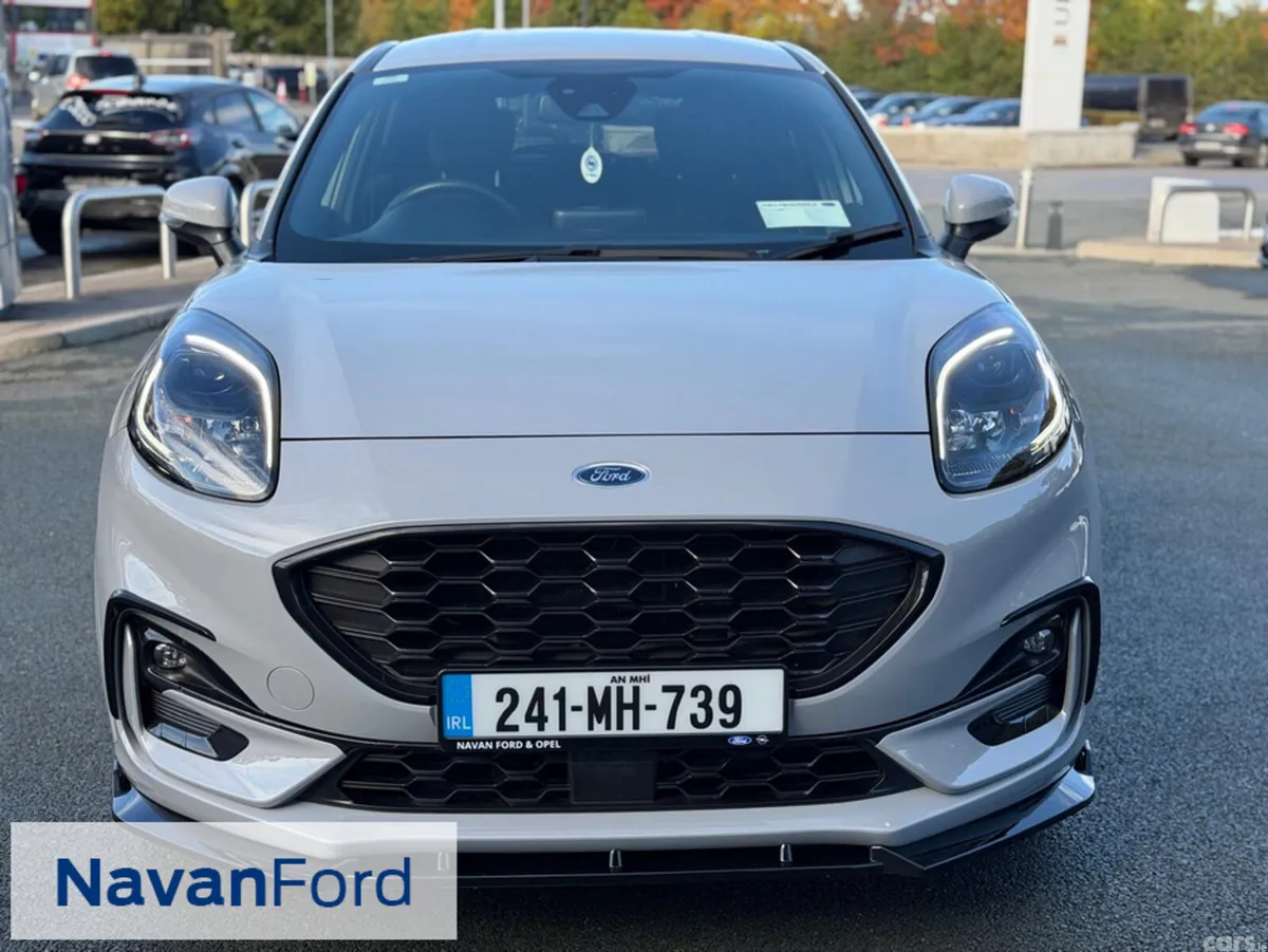Ford Puma SUV, Petrol Hybrid, 2024, Grey