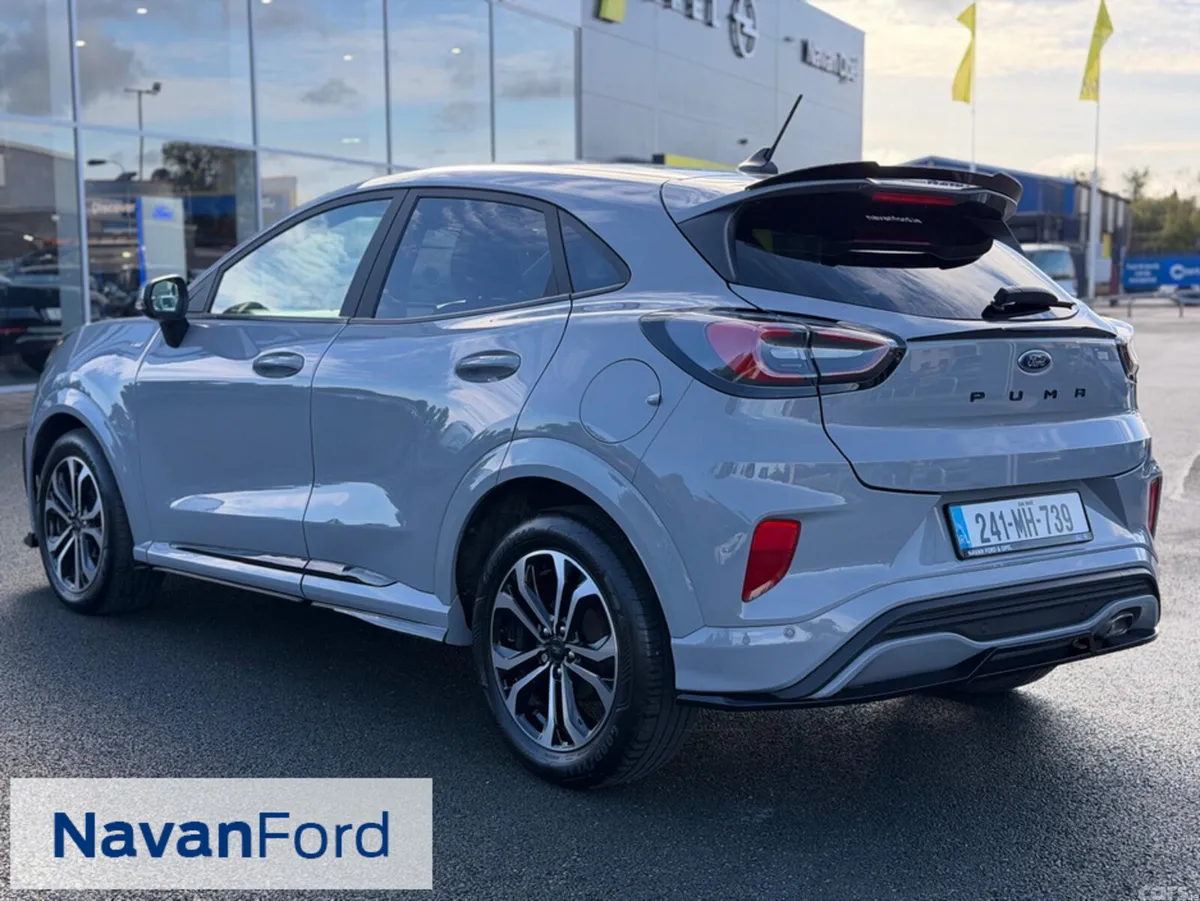 Ford Puma SUV, Petrol Hybrid, 2024, Grey