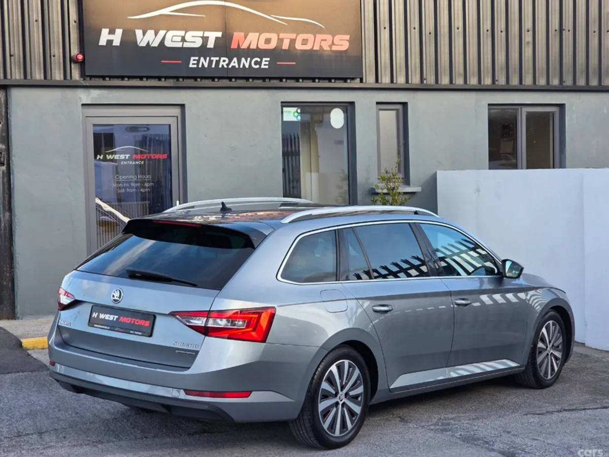 Skoda Superb Estate, Diesel, 2017, Grey
