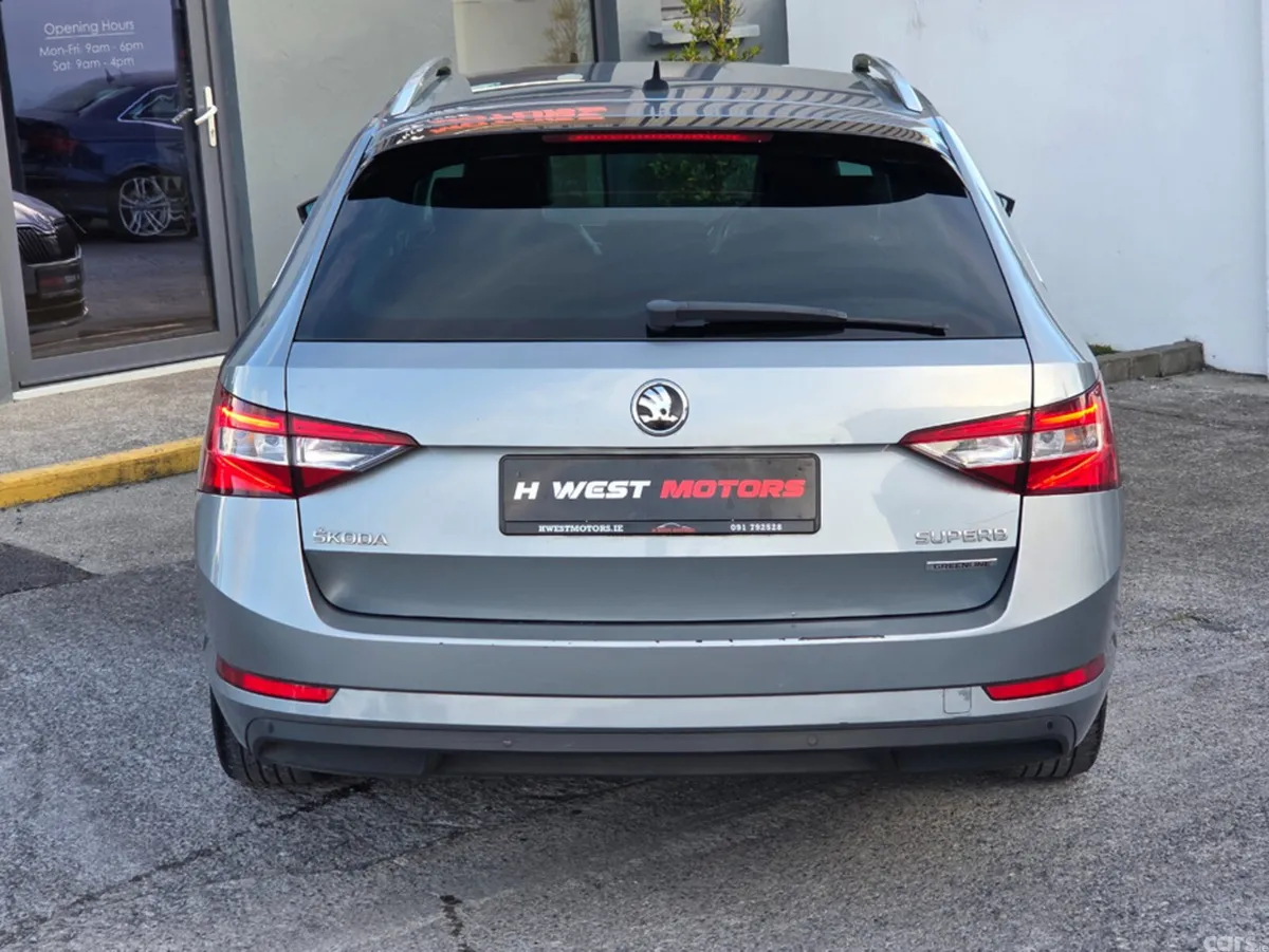 Skoda Superb Estate, Diesel, 2017, Grey