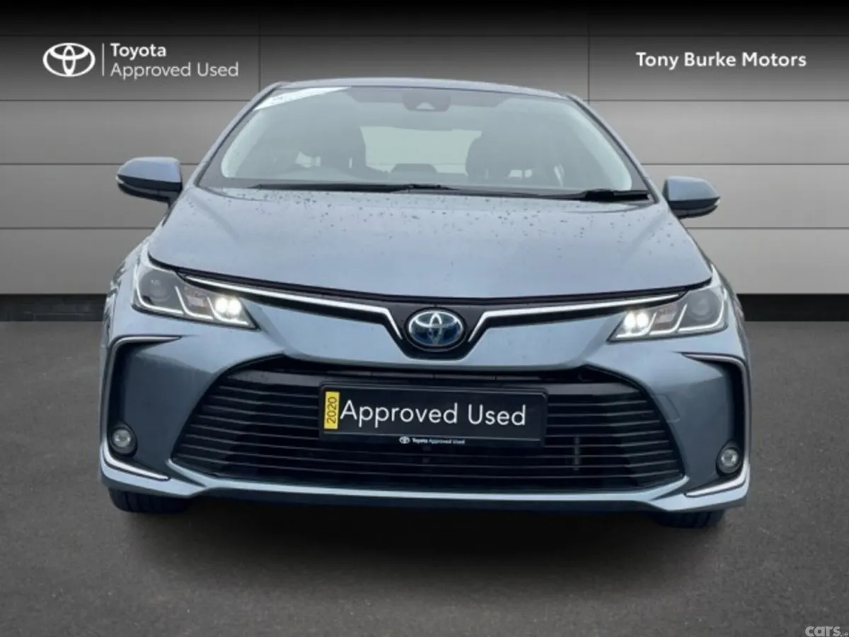 Toyota Corolla Saloon, Petrol Hybrid, 2020, Grey