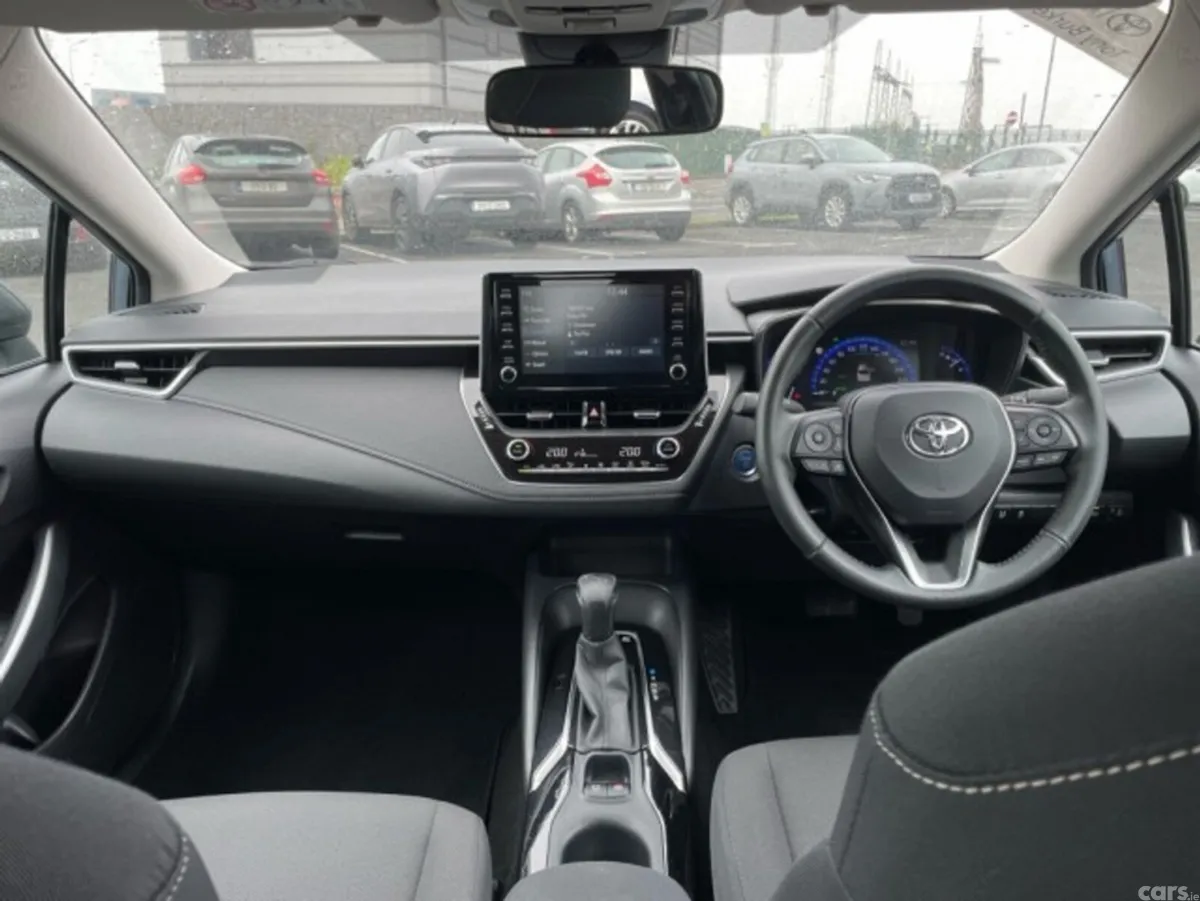Toyota Corolla Saloon, Petrol Hybrid, 2020, Grey