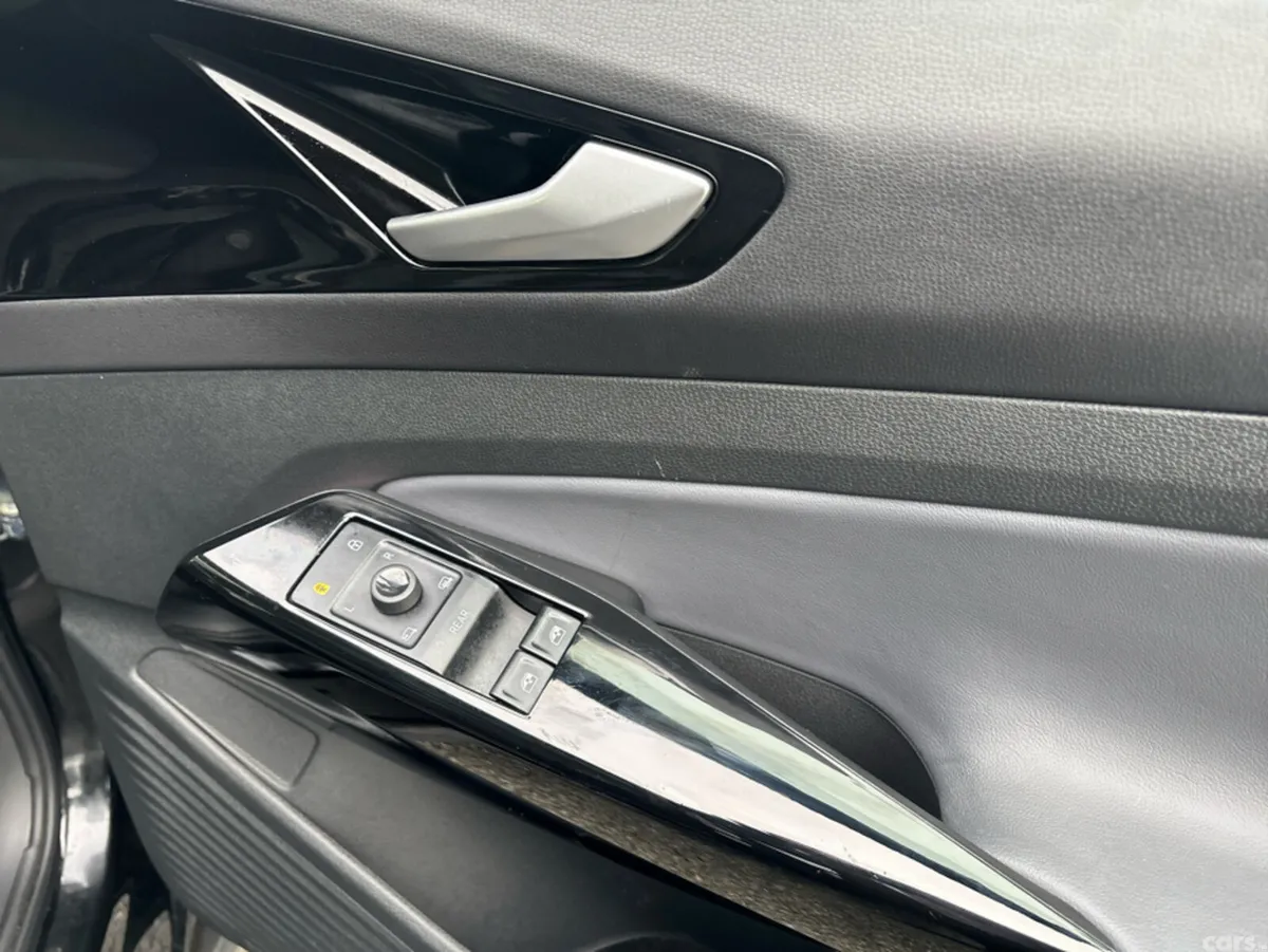 Volkswagen ID.4 Estate, Electric, 2023, Black