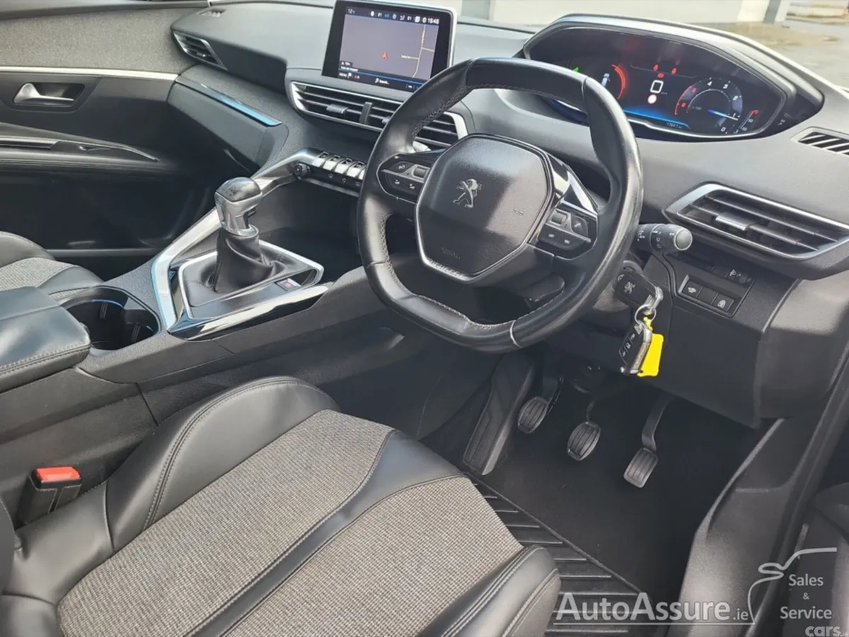 Peugeot 3008 Hatchback, Diesel, 2018, Black