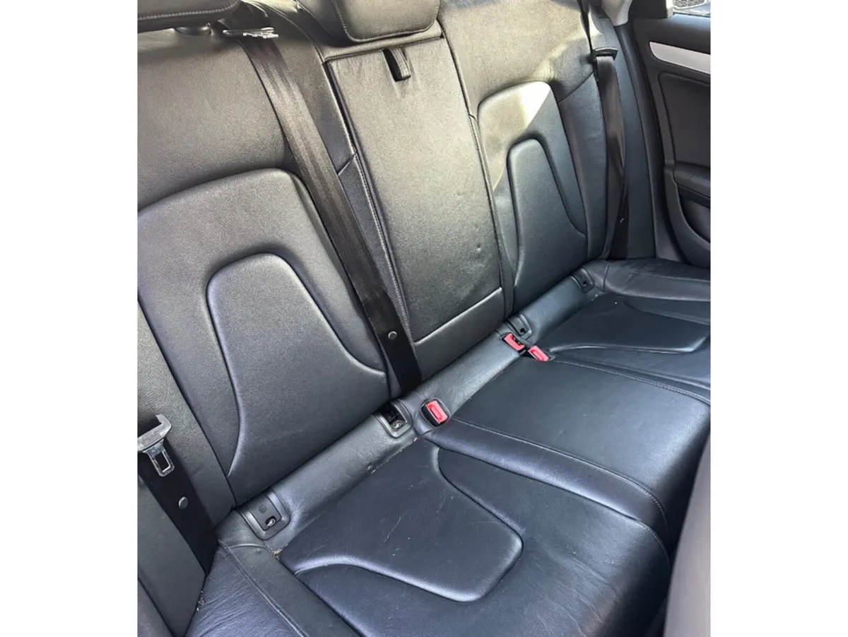 Audi A4 Estate, Diesel, 2012, Black