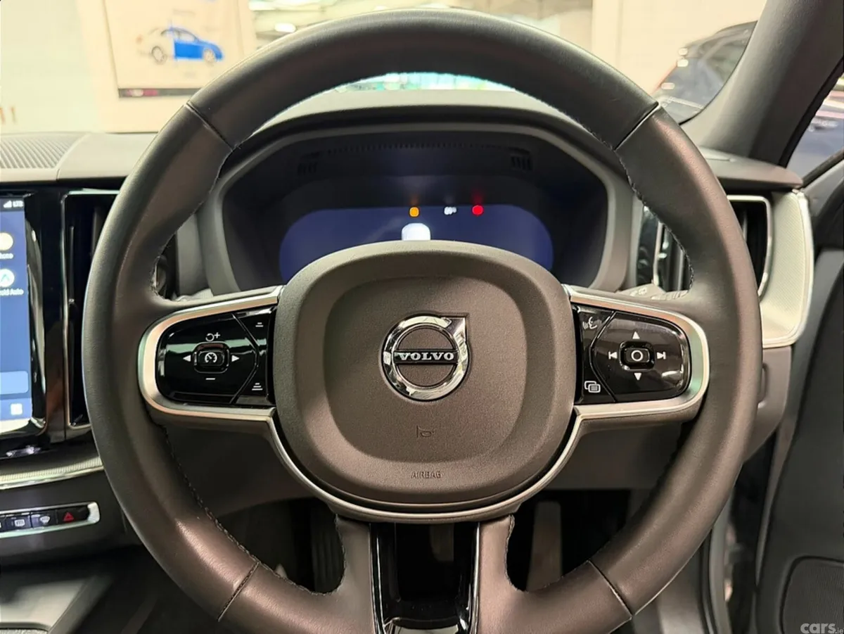Volvo XC60 SUV, Petrol Plug-in Hybrid, 2024, Grey
