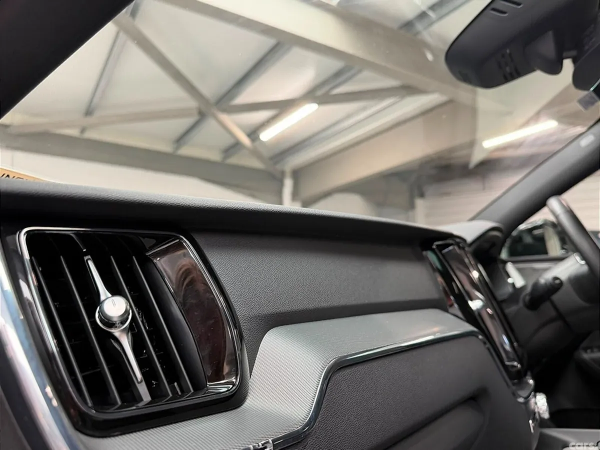 Volvo XC60 SUV, Petrol Plug-in Hybrid, 2024, Grey