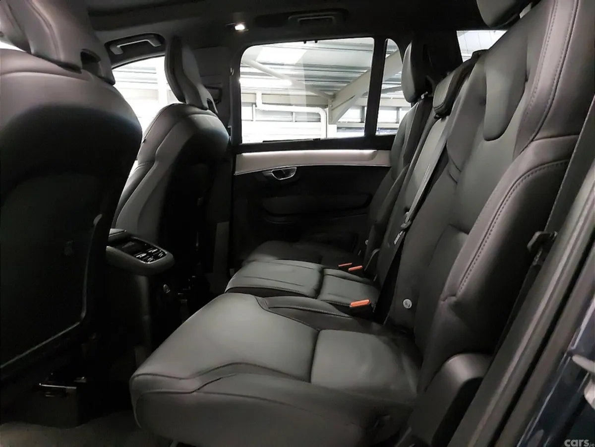 Volvo XC90 SUV, Petrol Plug-in Hybrid, 2026, Blue