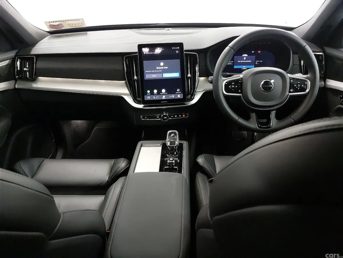 Volvo XC90 SUV, Petrol Plug-in Hybrid, 2026, Blue