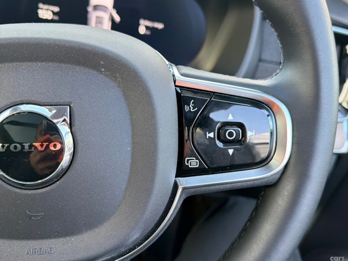 Volvo XC90 SUV, Petrol Plug-in Hybrid, 2026, Grey