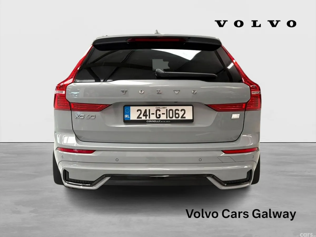 Volvo XC60 SUV, Petrol Plug-in Hybrid, 2024, Grey