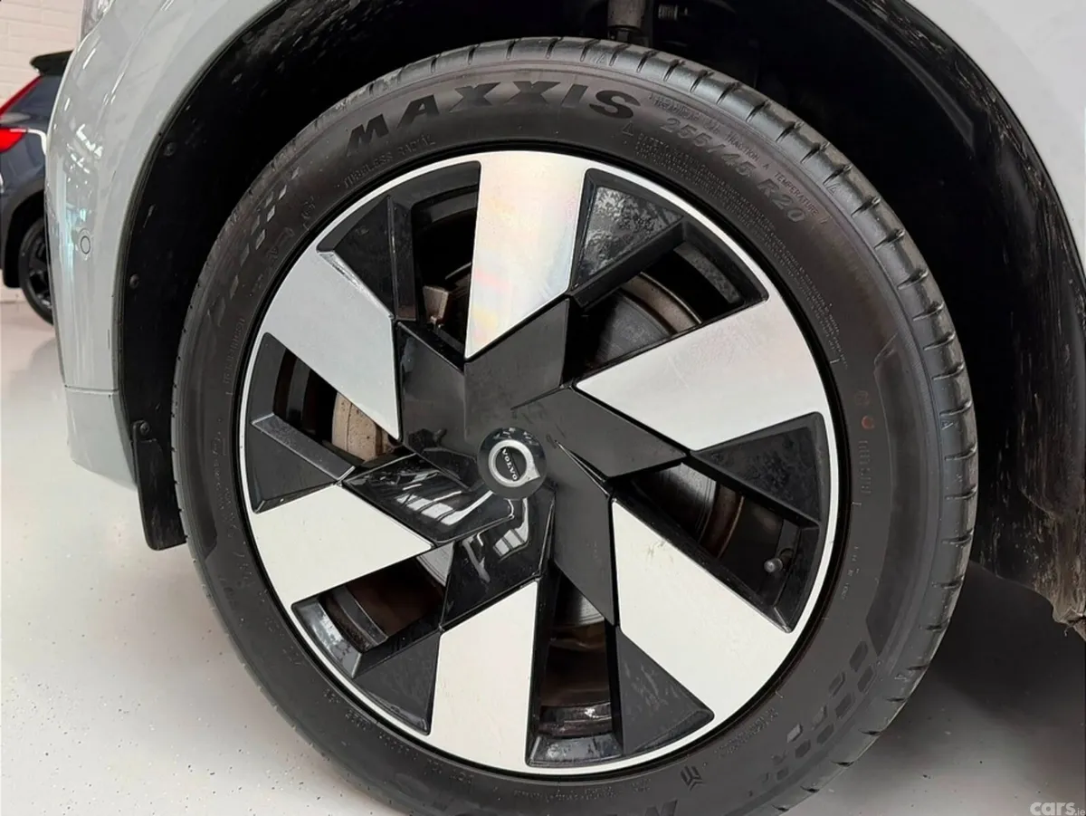 Volvo XC60 SUV, Petrol Plug-in Hybrid, 2024, Grey