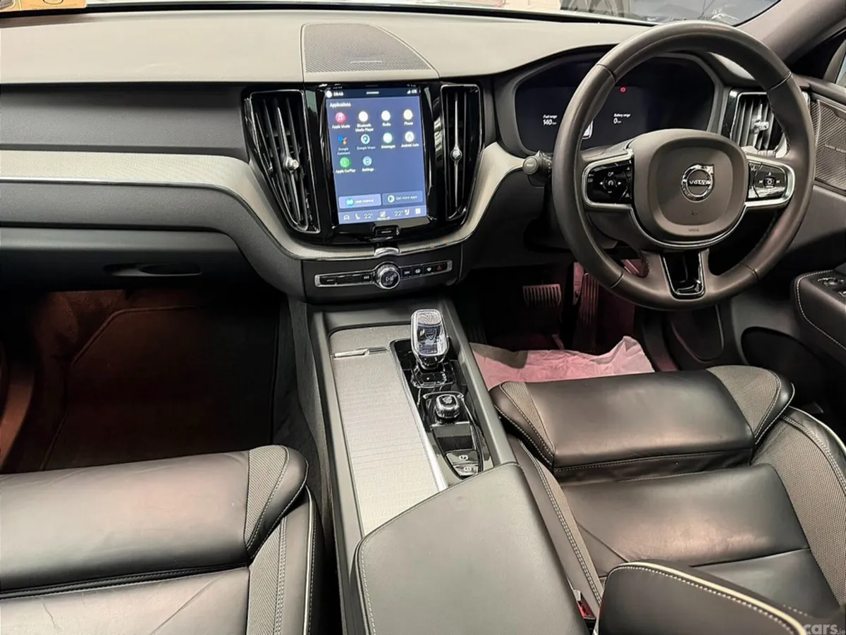 Volvo XC60 SUV, Petrol Plug-in Hybrid, 2024, Grey