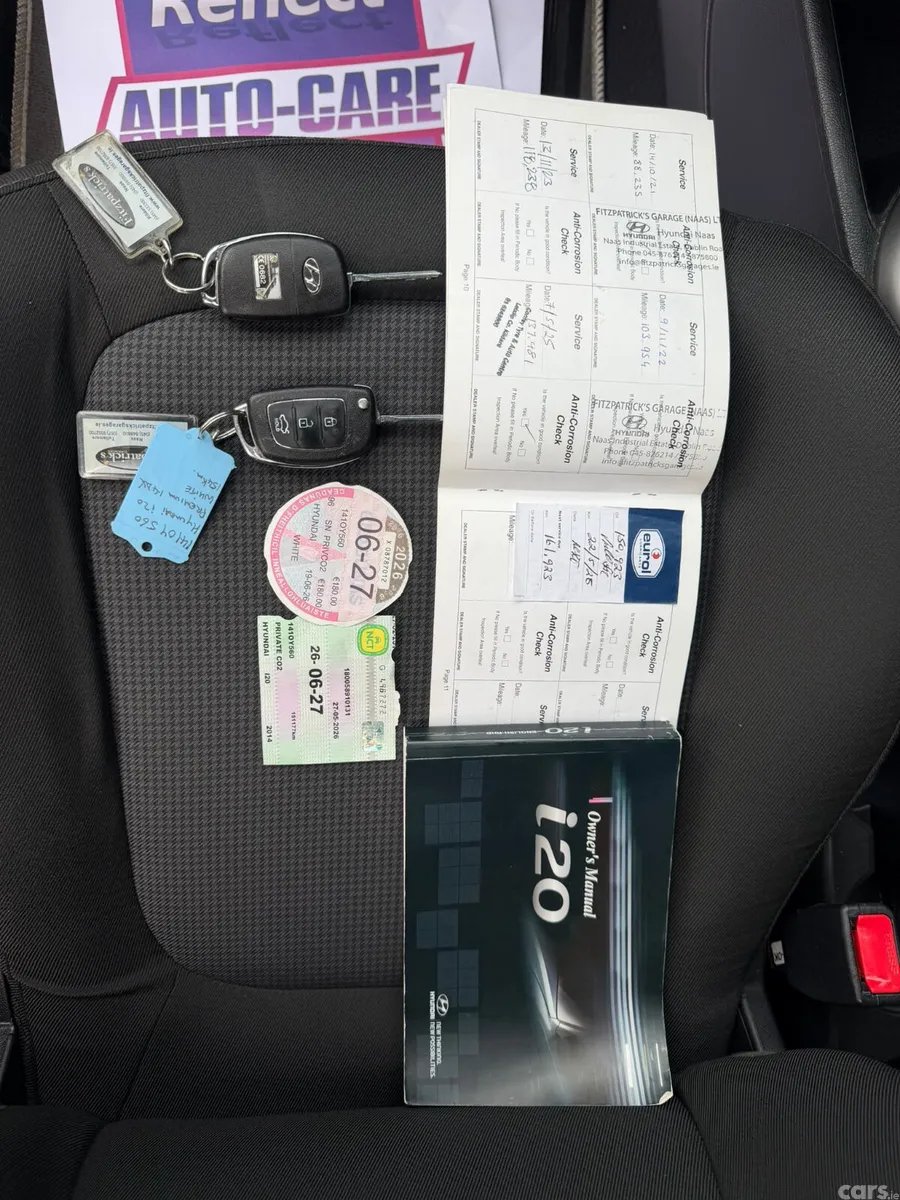 Hyundai i20 Hatchback, Diesel, 2014, White