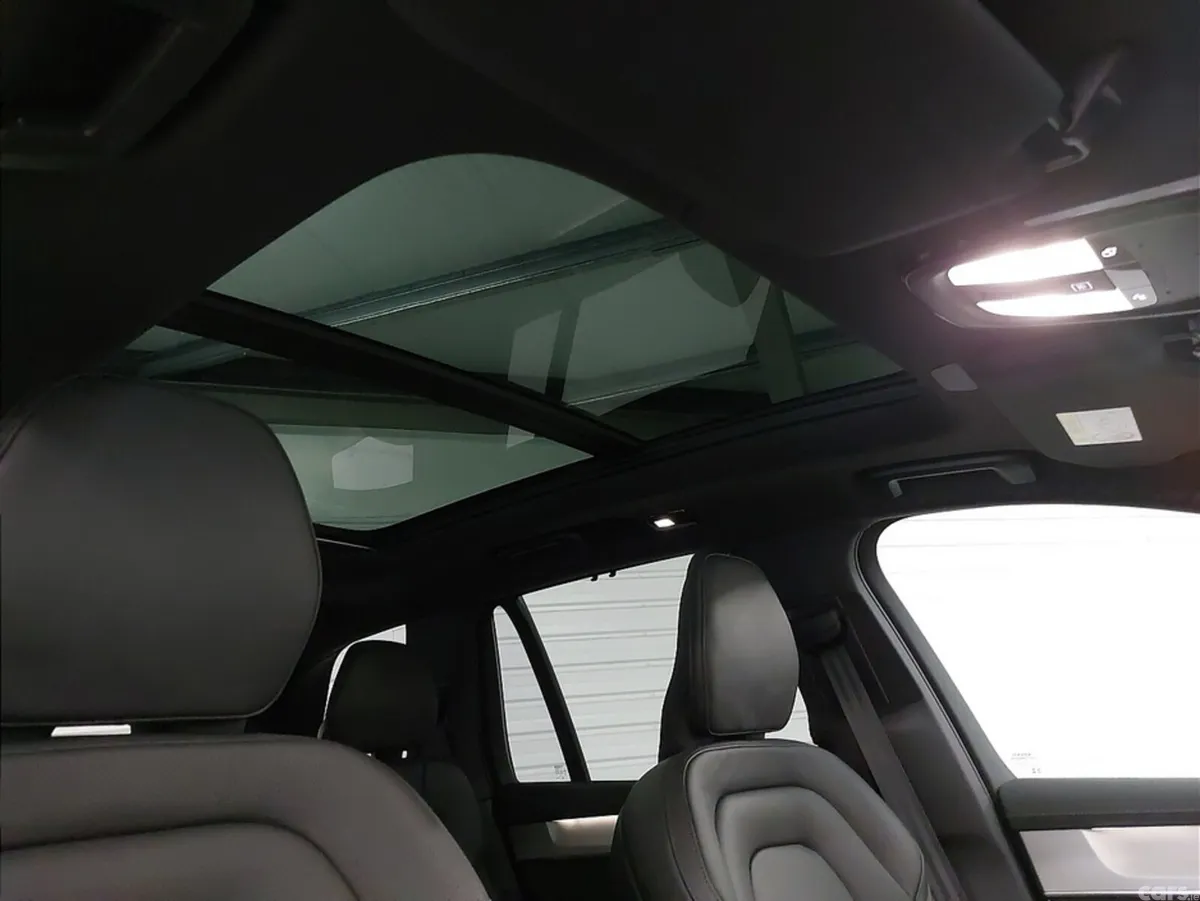 Volvo XC90 SUV, Petrol Plug-in Hybrid, 2026, Blue