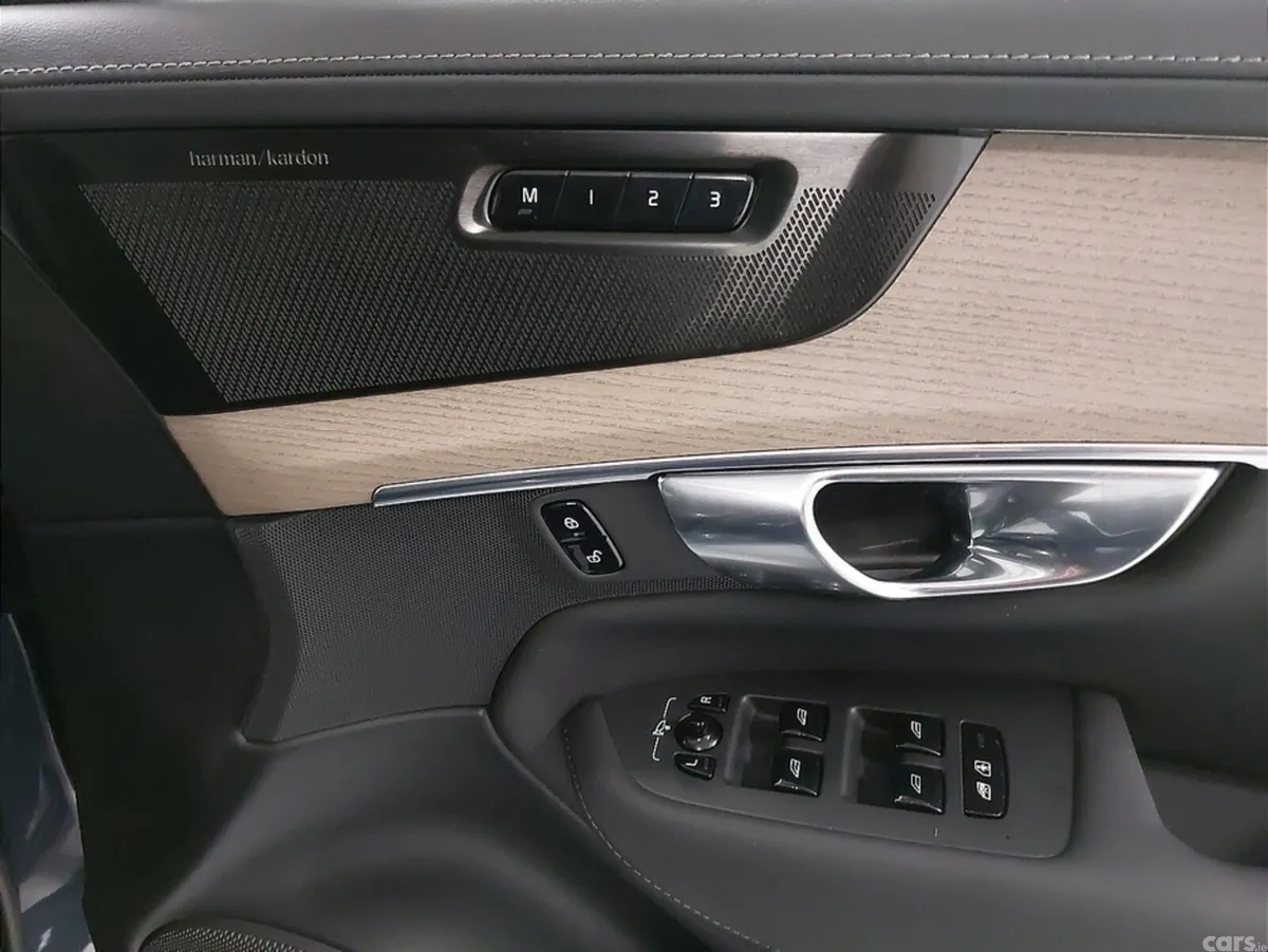 Volvo XC90 Estate, Petrol Plug-in Hybrid, 2025, Blue
