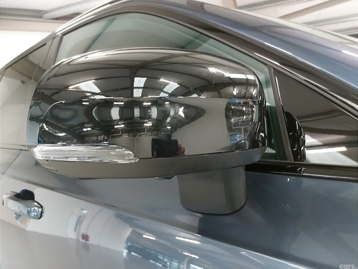 Volvo XC90 SUV, Petrol Plug-in Hybrid, 2026, Blue