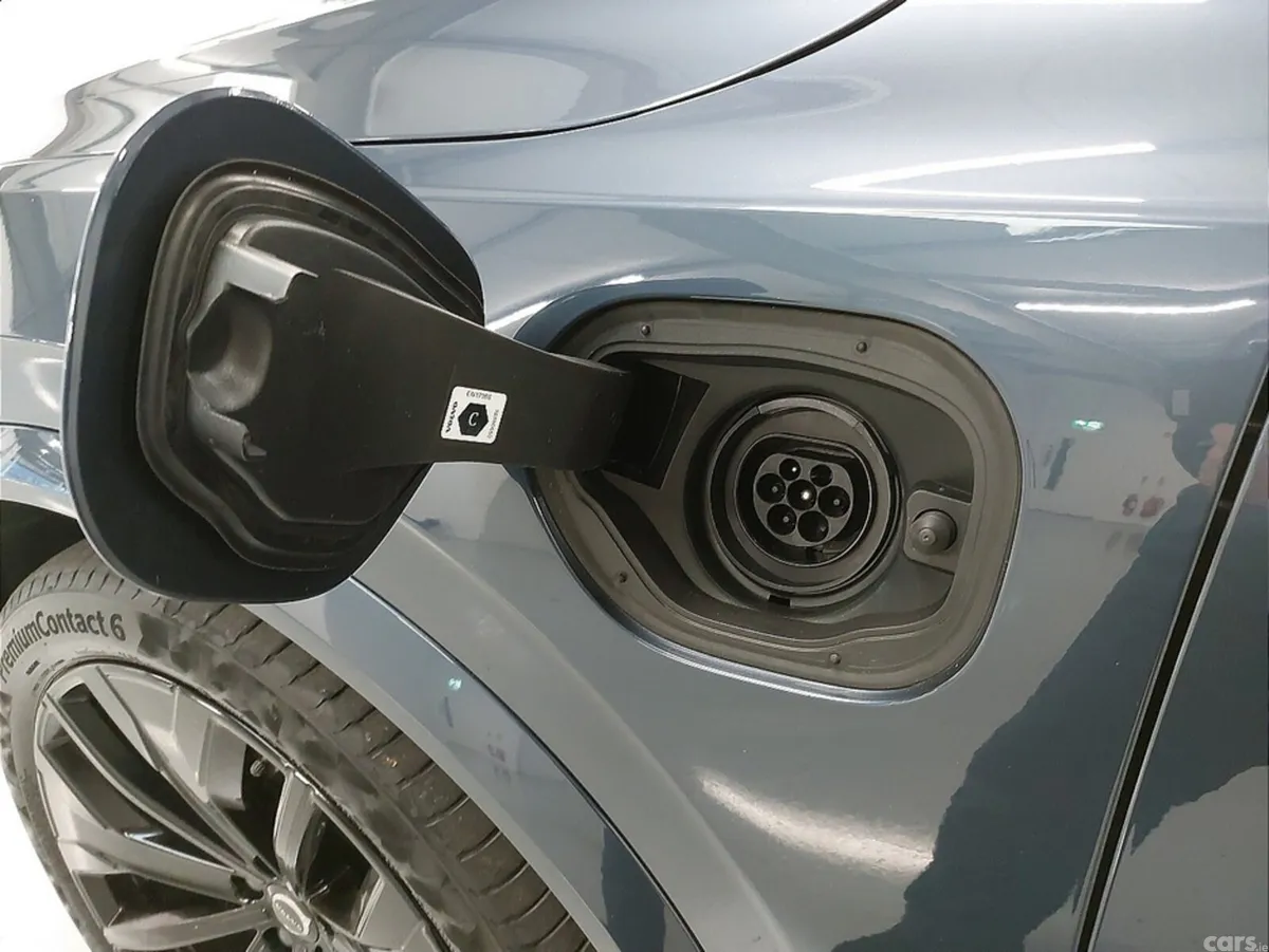 Volvo XC90 SUV, Petrol Plug-in Hybrid, 2026, Blue
