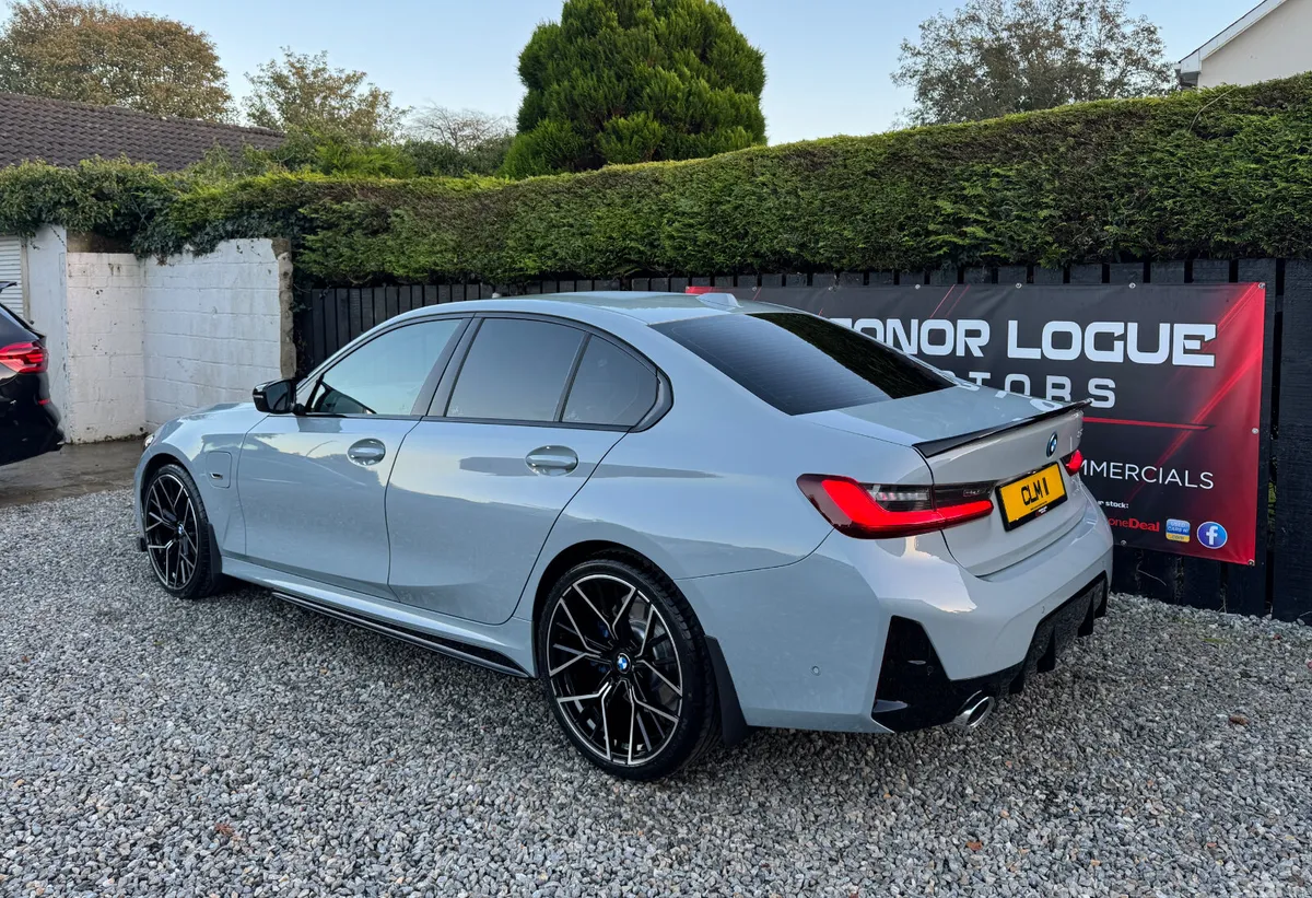 BMW 3-Series Saloon, Petrol Hybrid, 2023, Grey