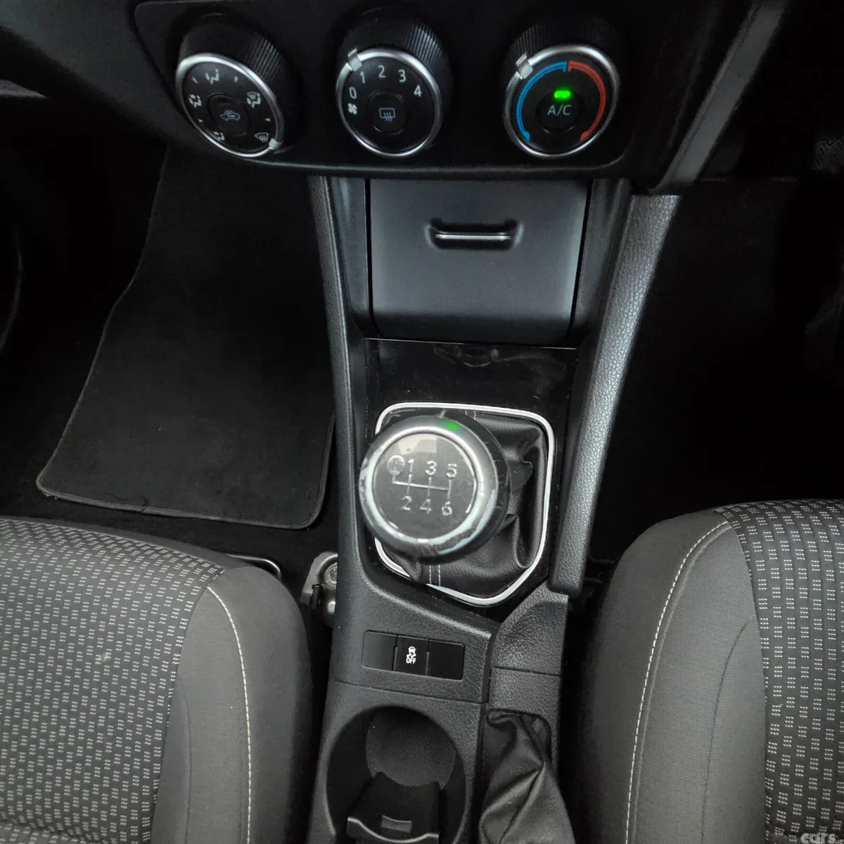 Toyota Corolla Saloon, Petrol, 2017, White