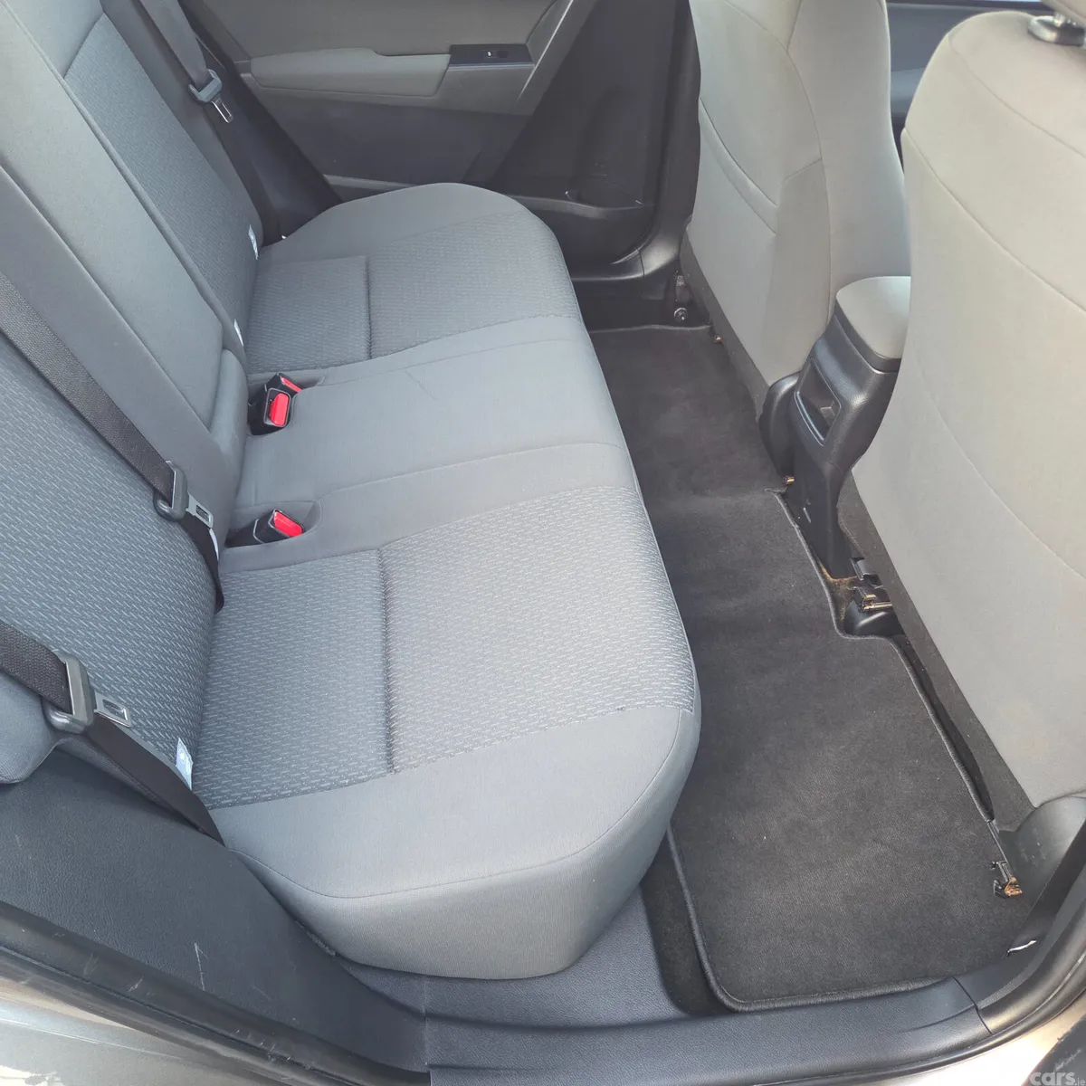 Toyota Corolla Saloon, Petrol, 2018, Grey