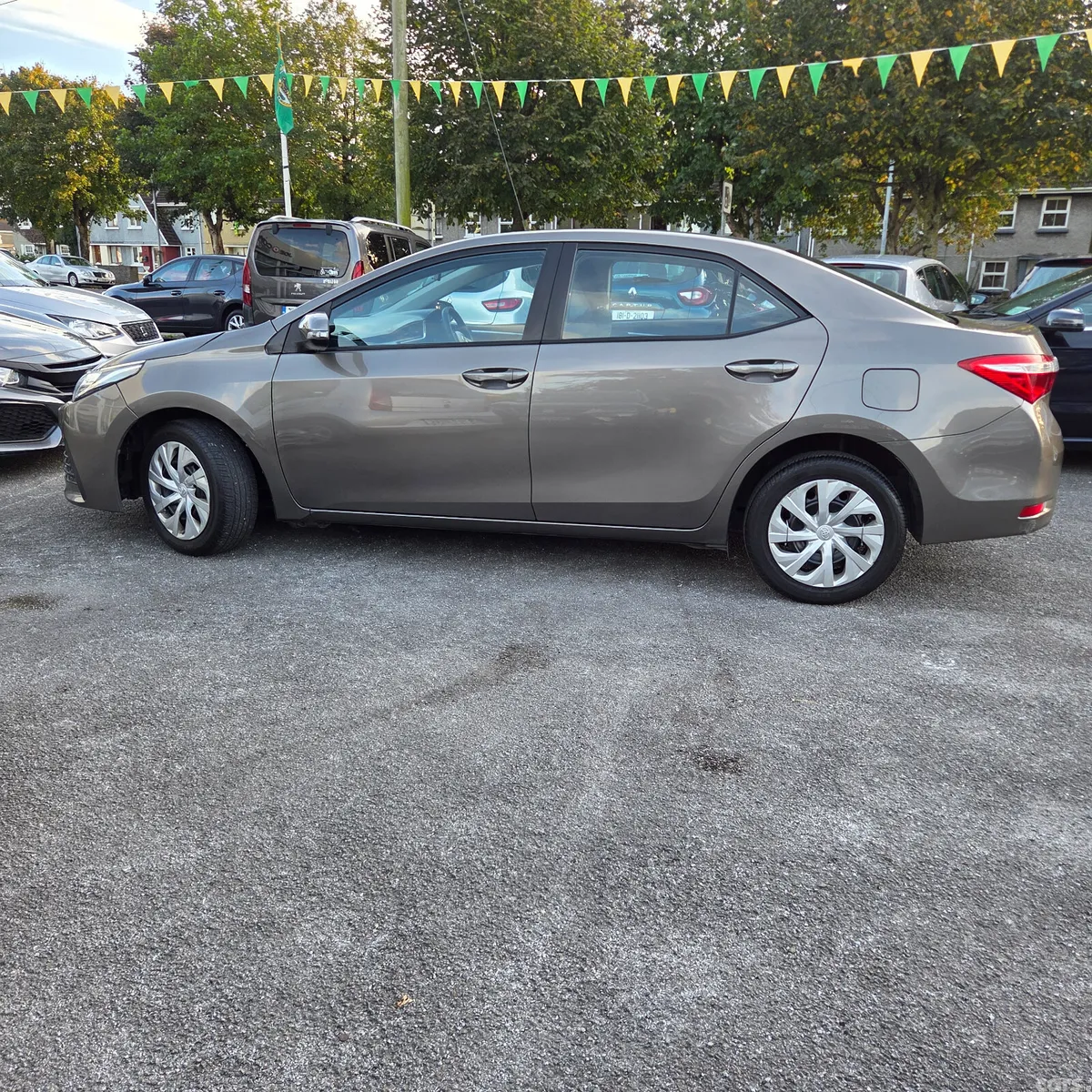 Toyota Corolla Saloon, Petrol, 2018, Grey