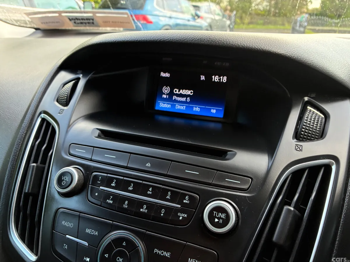 Ford Focus Hatchback, Diesel, 2016, Brown