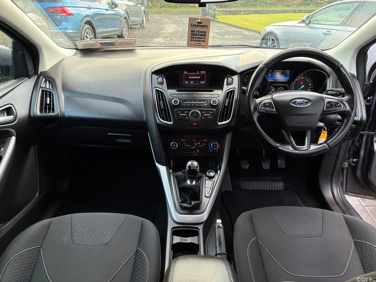 Ford Focus Hatchback, Diesel, 2016, Brown