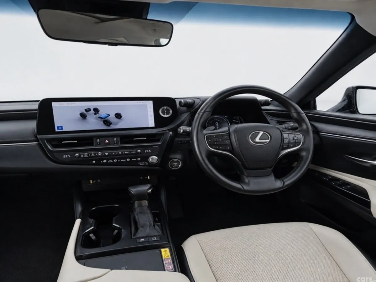 Lexus ES Saloon, Petrol Hybrid, 2024, Blue