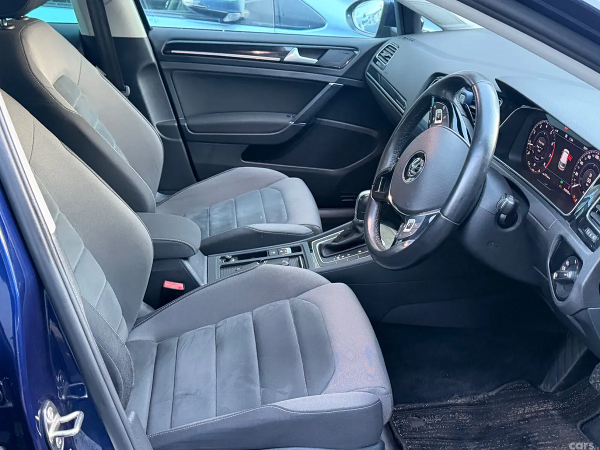 Volkswagen Golf Hatchback, Petrol, 2019, Blue