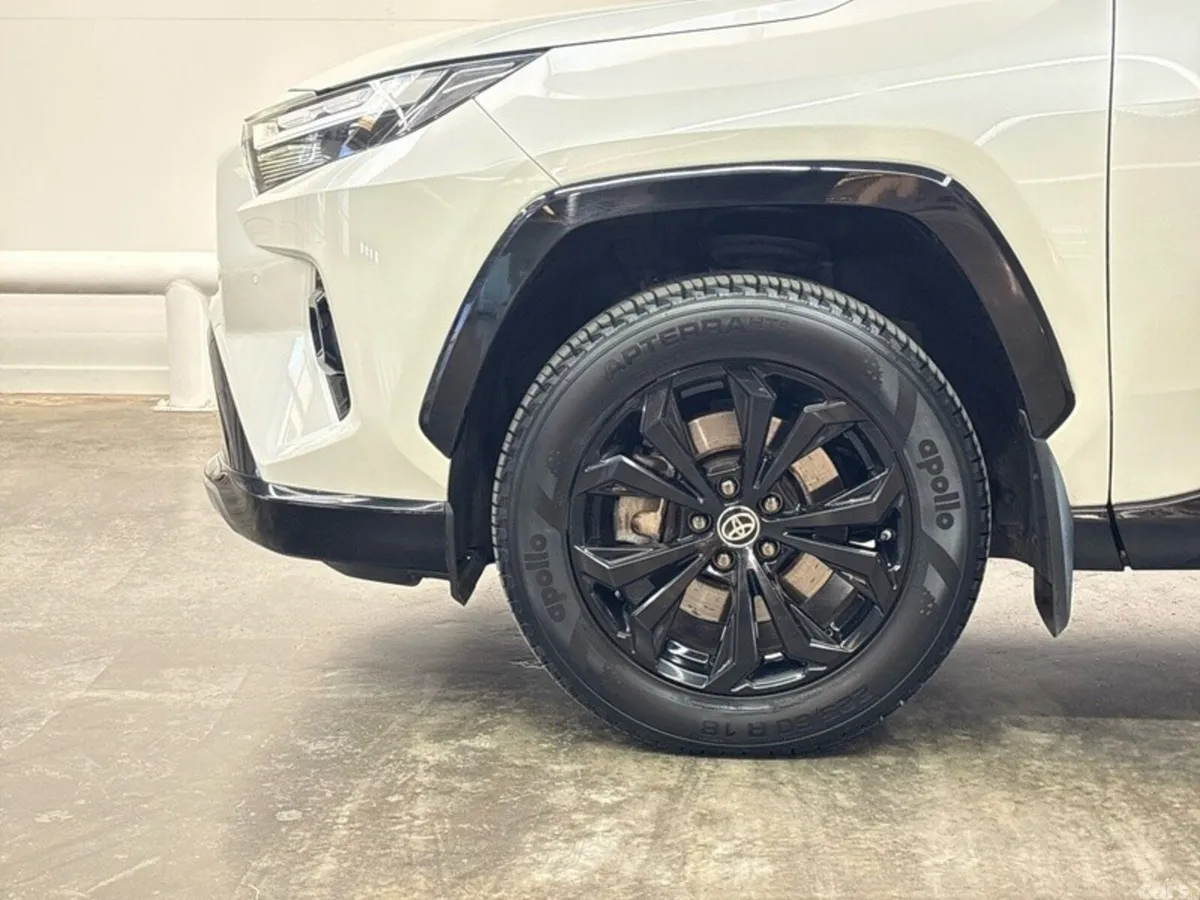 Toyota RAV4 SUV, Petrol Hybrid, 2022, White