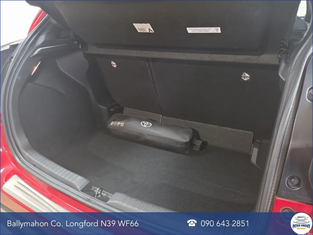 Toyota Yaris Hatchback, Petrol Hybrid, 2022, Red